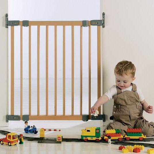 safety first wooden baby gate