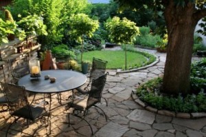 simple backyard landscaping